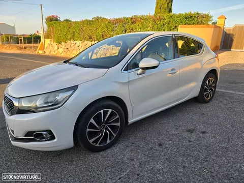DS DS4