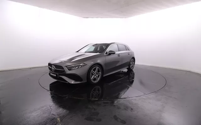 Mercedes-Benz Classe A - 180 d AMG Advanced Plus Cx. Aut. GPS / Vidros Escurecidos