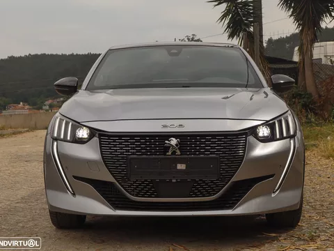 Peugeot 208 PureTech 100 GT
