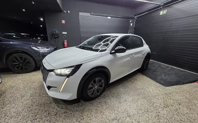 Peugeot e-208 Active Pack