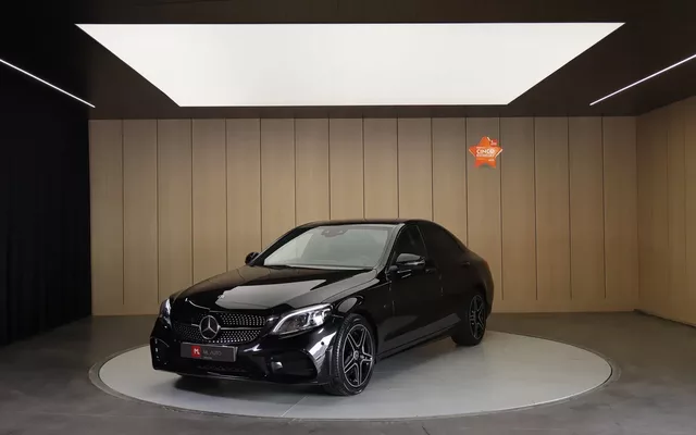 Mercedes-Benz C 300 de 9G-TRONIC AMG Line