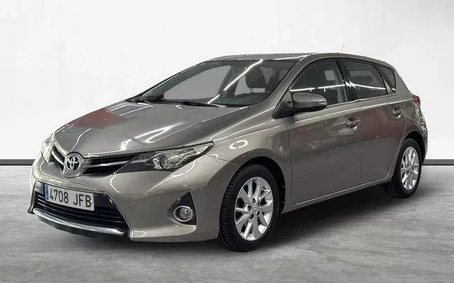 TOYOTA Auris Auris 90D Active