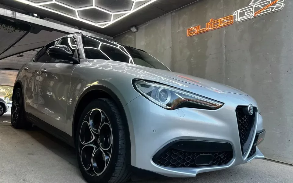 Alfa Romeo Stelvio 2.2 D TI AT8