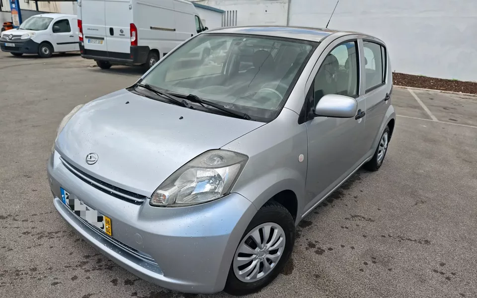 Daihatsu Sirion 1.0 AC
