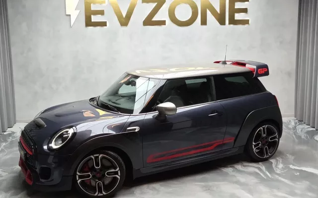 MINI 3 Portas John Cooper Works GP Aut.