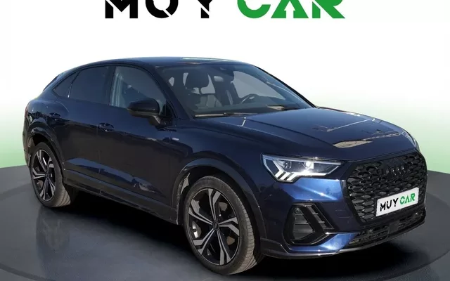 AUDI Q3 Q3 Sportback 35 TFSI Black line S tronic