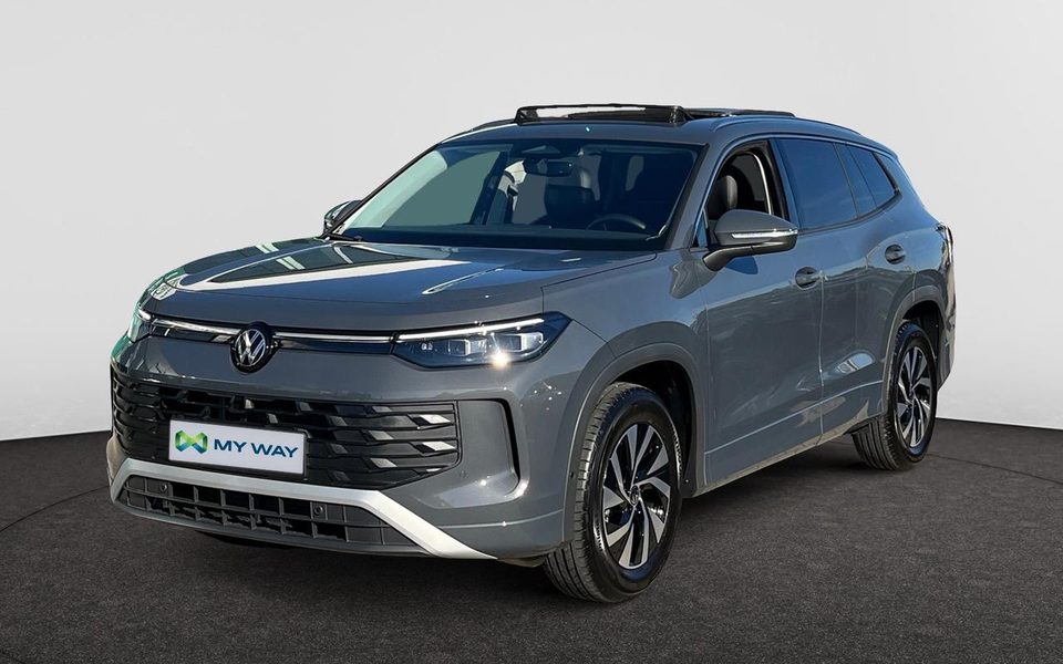 VOLKSWAGEN Tayron 7PL PANO DAK CAMERA TREKHAAK CARPLAY