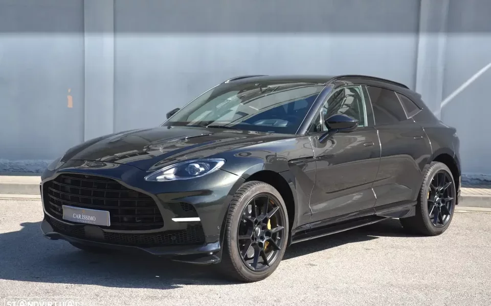 Aston Martin DBX 707