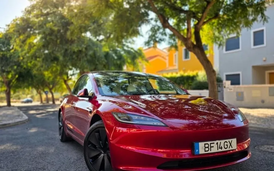 Tesla Model 3 Long Range Tração Integral Premium