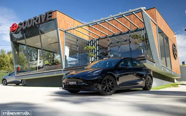 Tesla Model 3 Standard RWD