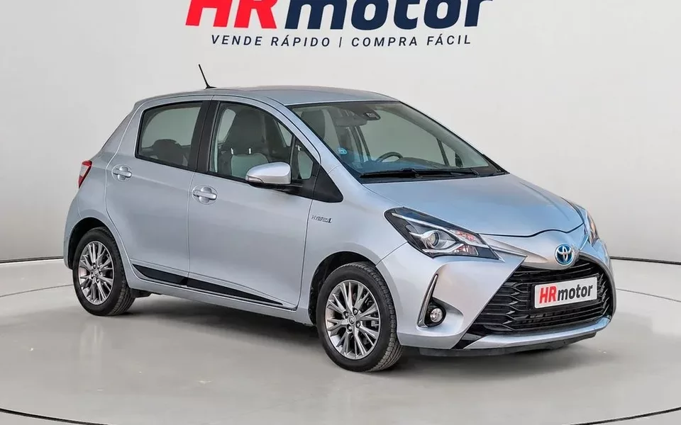 TOYOTA Yaris Yaris 100H 1.5 Active