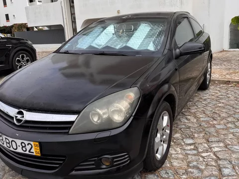 Opel Astra GTC 1.3 CDTI