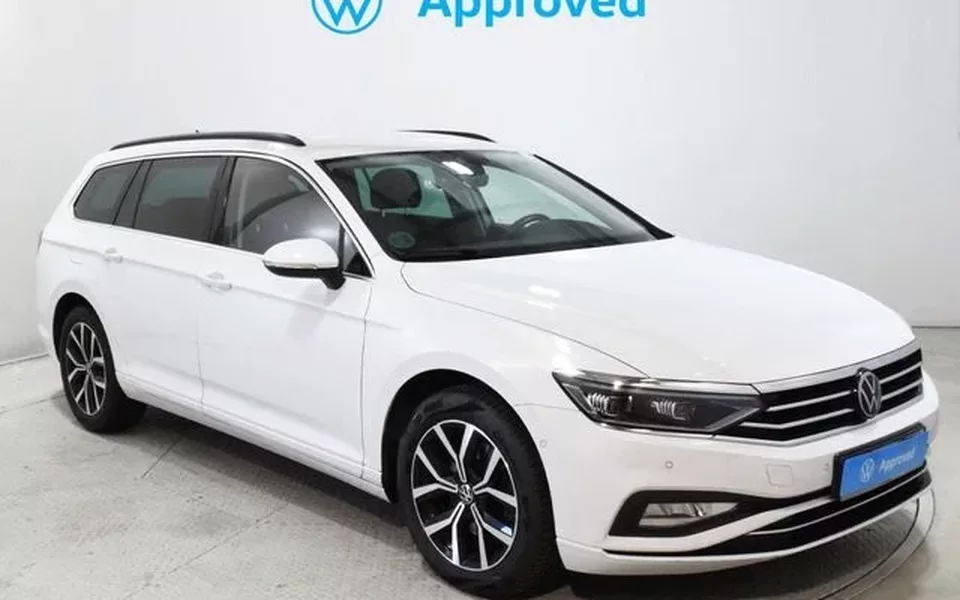 VOLKSWAGEN Passat Passat Variant 1.5 TSI ACT Executive DSG7 110kW