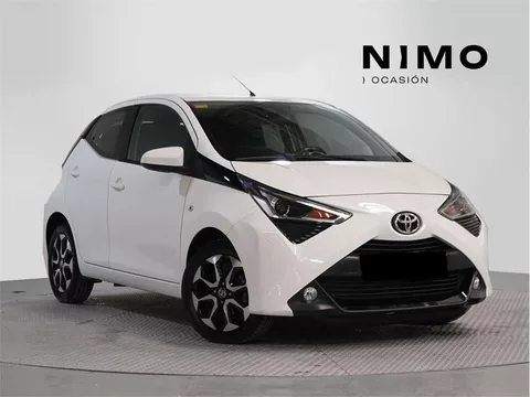 TOYOTA Aygo Aygo 70 x-play