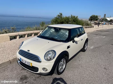 MINI 3 Portas One D