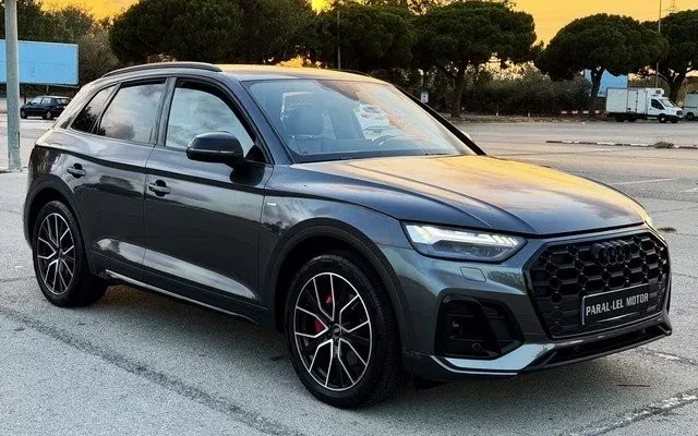 AUDI Q5 Q5 Sportback 35 TDI Black line S tronic