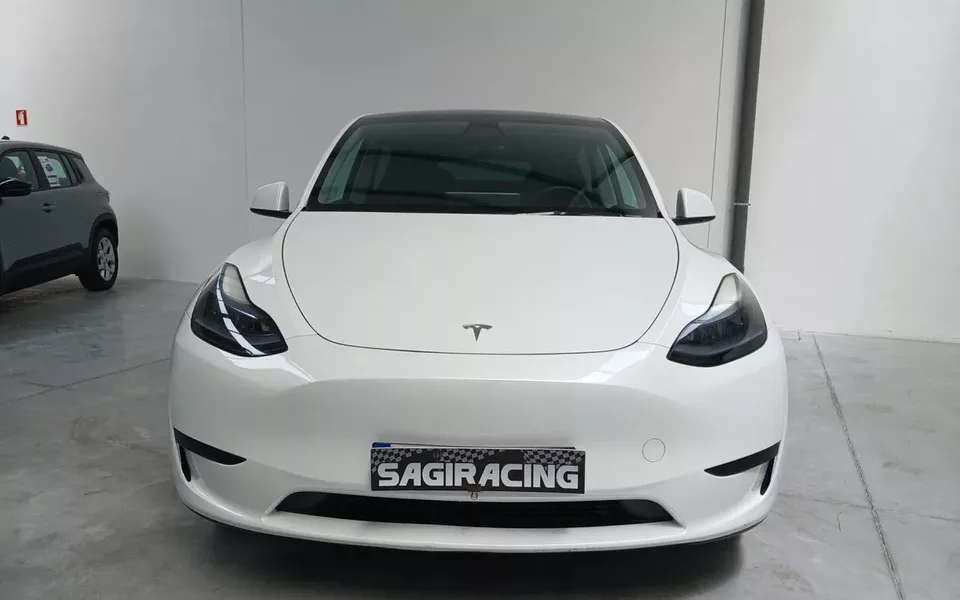 Tesla Model Y Standard