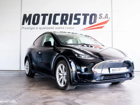 Tesla Model Y Long Range Tração Integral