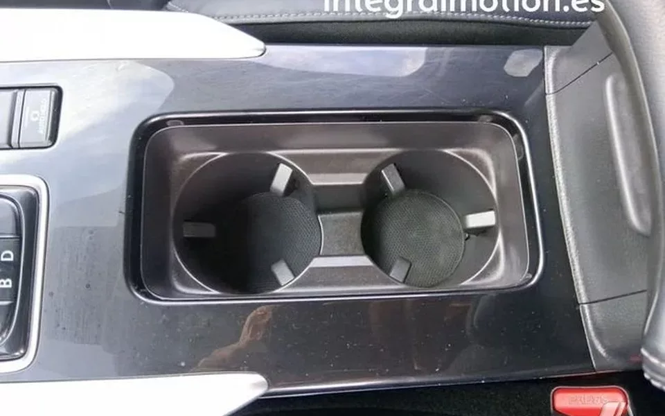 MITSUBISHI Eclipse Cross Eclipse Cross PHEV Kaiteki 4WD