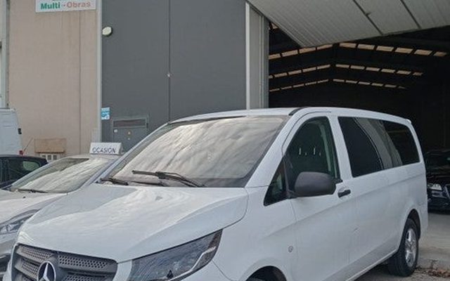 MERCEDES-BENZ Vito Furgón 111CDI Larga