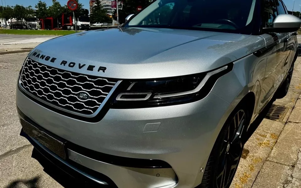 LAND-ROVER Range Rover Velar Land Rover 3.0 D275 202kW (275CV) SE 4WD Auto - 27950€ en Sabadell