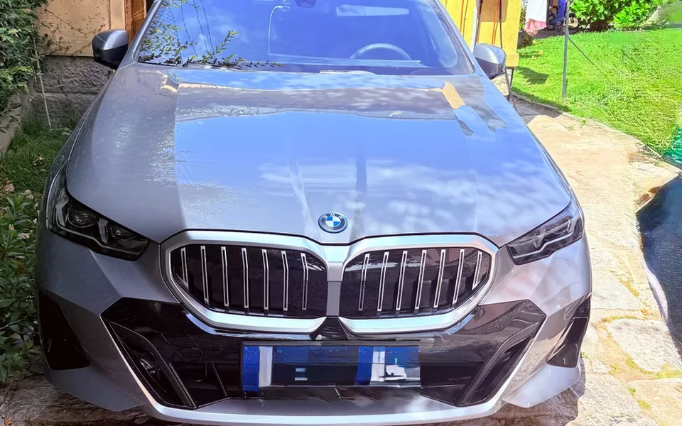 BMW 530 e Pack Desportivo M Pro