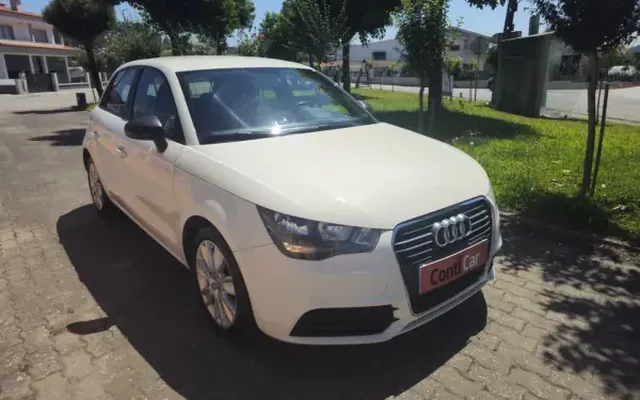 Audi A1 Sportback 2013 1.2 TFSi Attraction