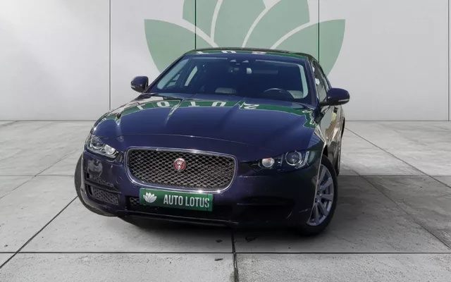 Jaguar XE 2.0 D Portfolio AWD Aut.