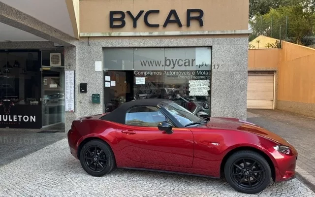Mazda MX-5 1.5 Sky-G Excellence Navi