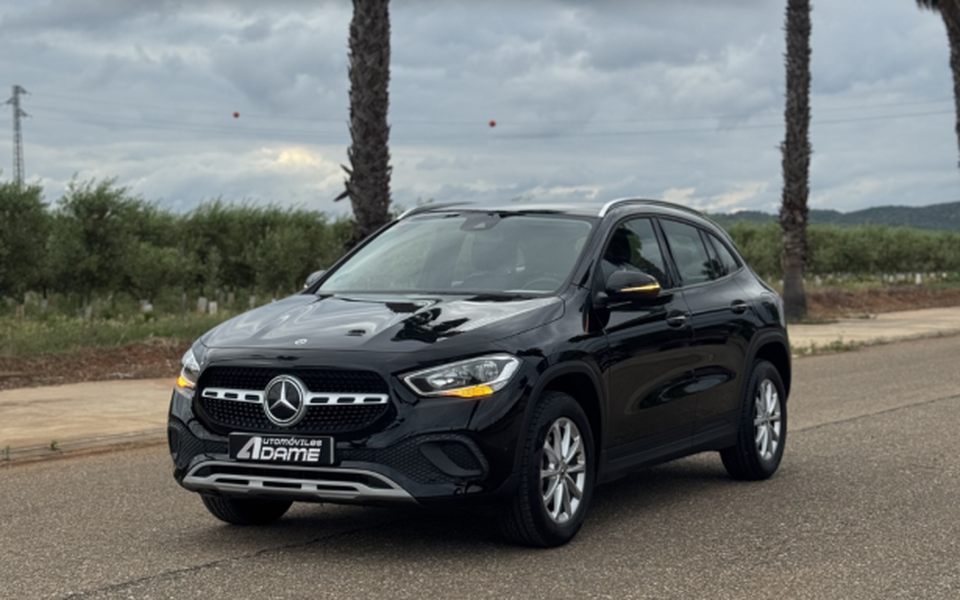 MERCEDES-BENZ Clase GLA GLA 180 7G-DCT