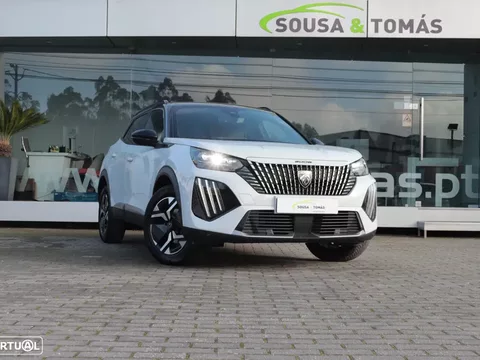 Peugeot 2008 PureTech 130 EAT8 GT
