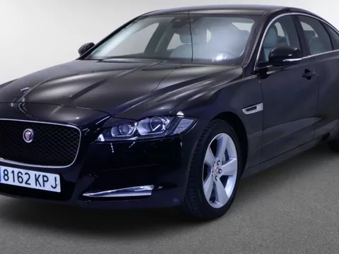 Jaguar XF sedan 2.0D 132KW PRESTIGE AUTO 4P