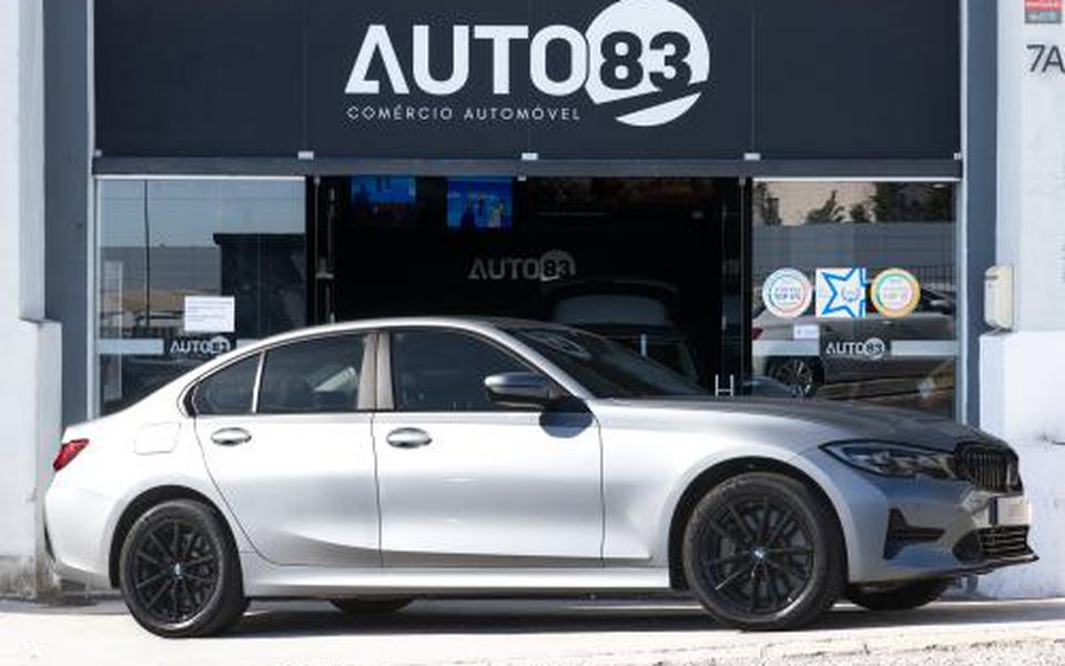 BMW 330e e Auto