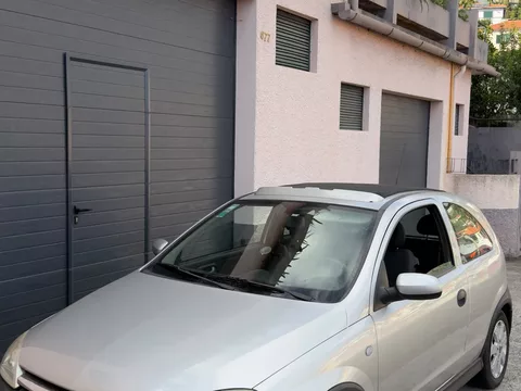 Opel Corsa 1.2 16V Sport