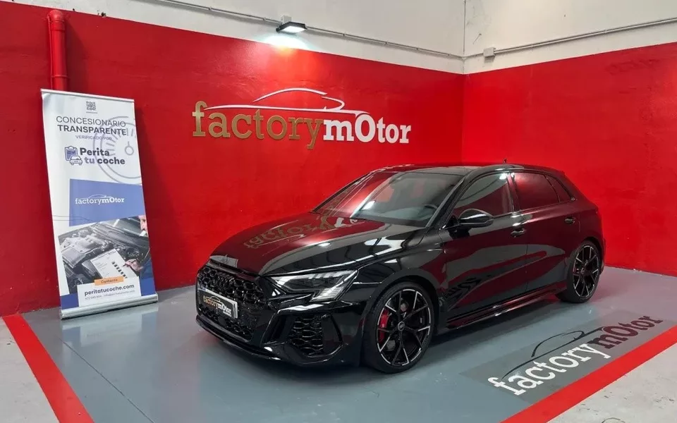 AUDI A3 RS3 Sportback quattro S tronic 294kW