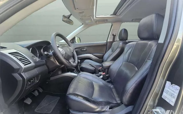 PEUGEOT 4007 4007 2.2HDI Sport Pack