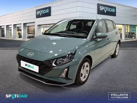 HYUNDAI i20 i20 1.2 MPI Essence - 15990€ en Alcorcon
