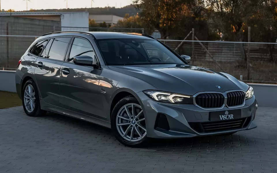 BMW 320 e Aut. Luxury Line