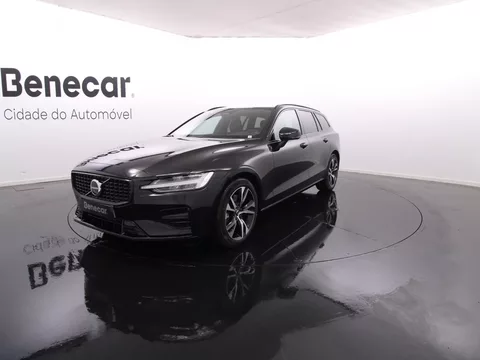 Volvo V60 B4 FWD Plus Cx. Aut. / Vidros Escurecidos