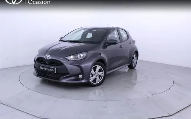 TOYOTA Yaris Yaris 120H 1.5 Active Plus