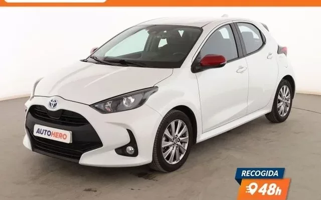 TOYOTA Yaris 1.5 Hybrid Active