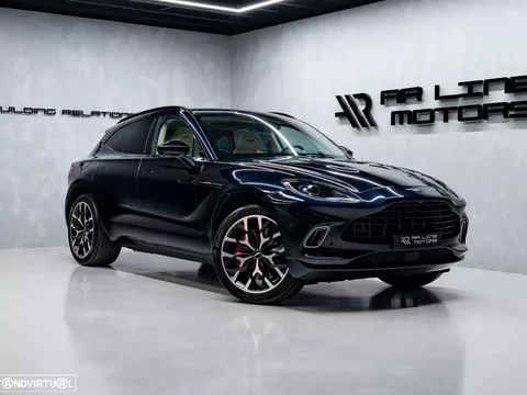 Aston Martin DBX Standard
