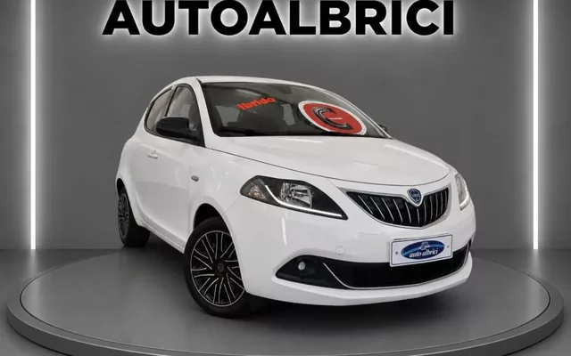 LANCIA Ypsilon 1.0 FIREFLY S&S HYBRID GOLD usato Elettrica/Benzina Bianco pastello