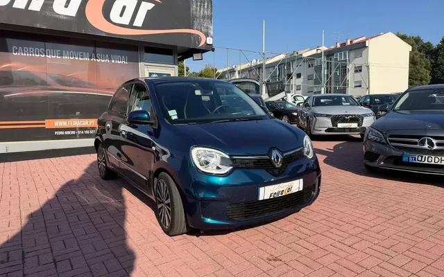 Renault Twingo Z.E. 22 Intens