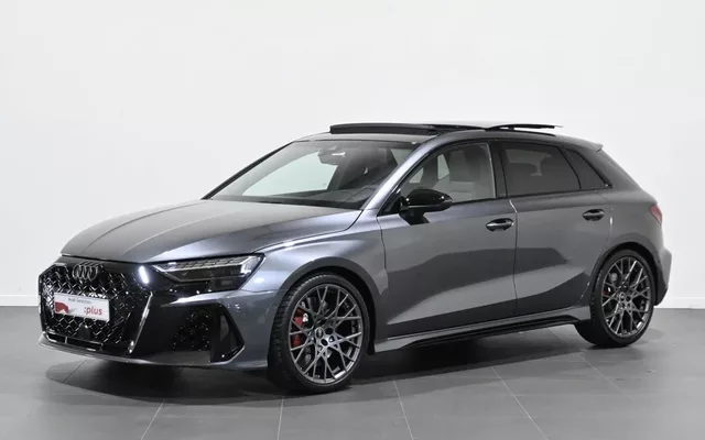 AUDI A3 RS3 Sportback quattro S tronic 294kW