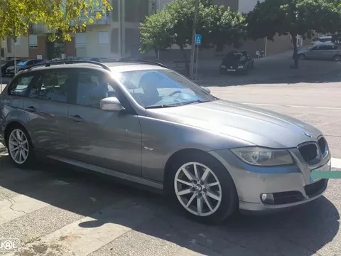 BMW 320
