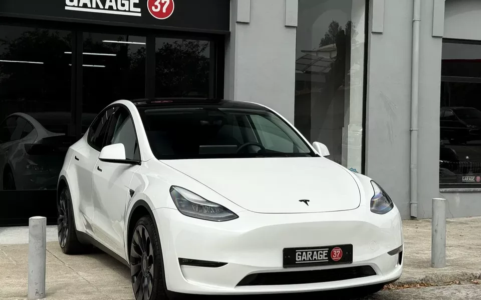 Tesla Model Y Long Range Dual Motor AWD