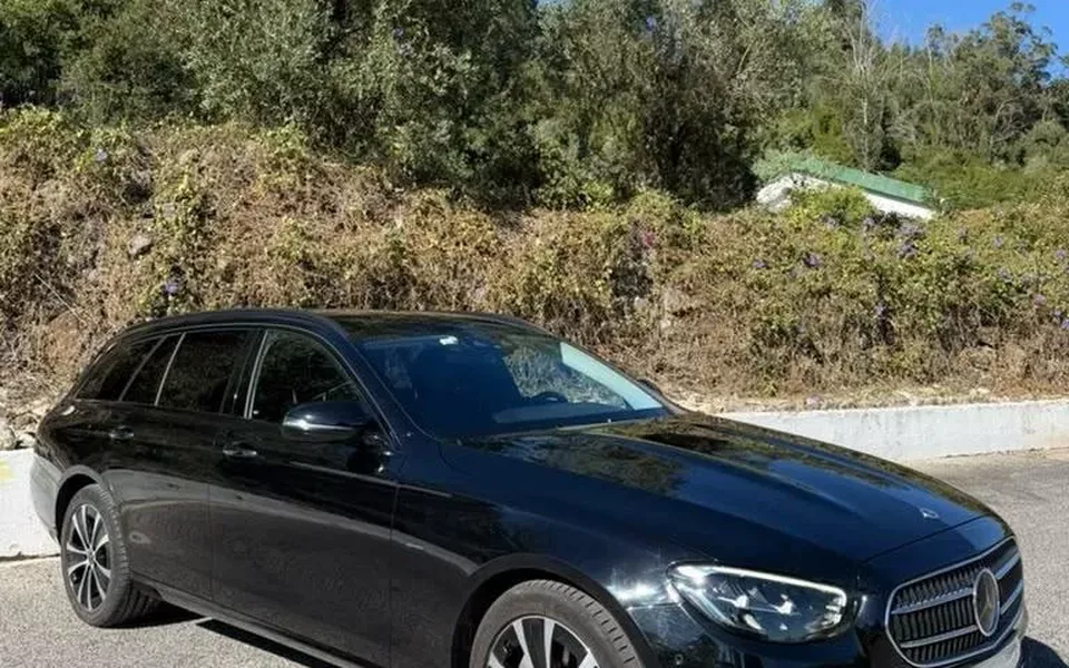Mercedes-Benz E 300 e Station 9G-TRONIC Avantgarde