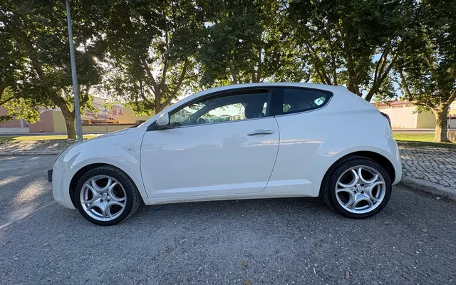 Alfa Romeo MiTo 1.6 JTD Distinctive