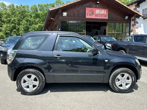 SUZUKI Grand Vitara Grand Vitara 1.9DDiS JX